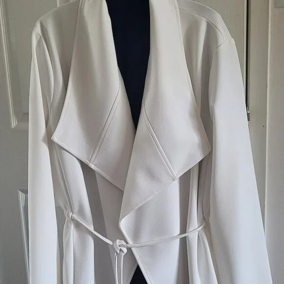 Joseph Ribkoff White Blazer - Picture 7 of 9